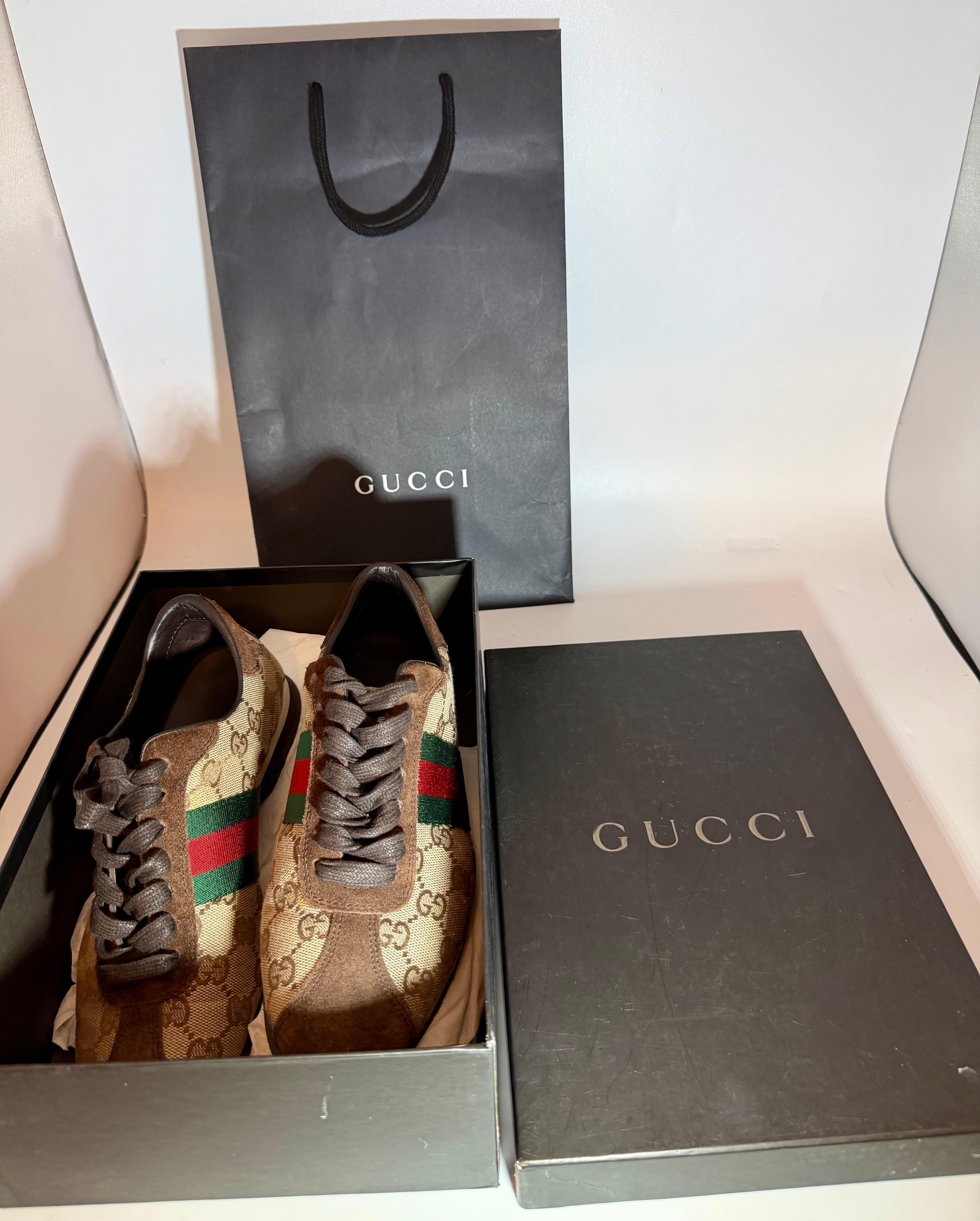 Gucci, scarpe da ginnastica in tela e pelle scamosciata marrone/beige, Up & Up, misura 6.5B in vendita 6