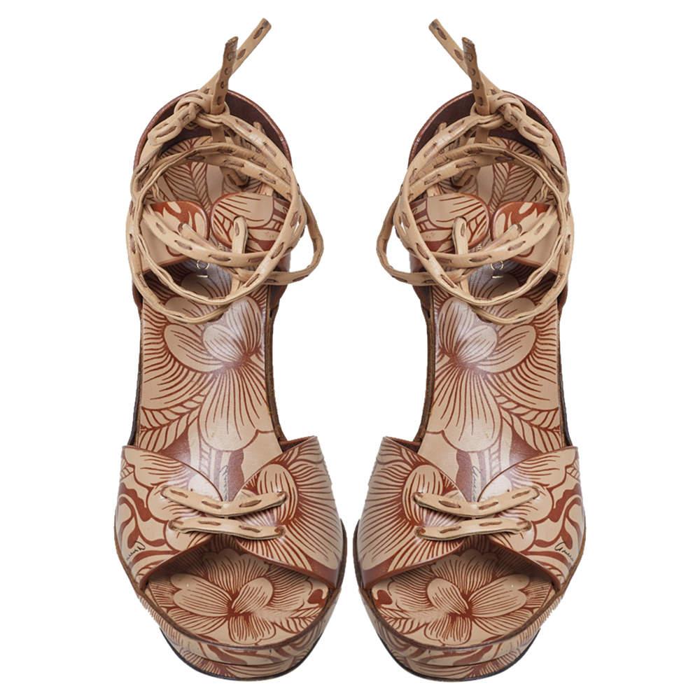 Gucci Brown/Beige Floral Printed Leather Ankle Wrap Sandals Size 37 In Fair Condition In Dubai, Al Qouz 2