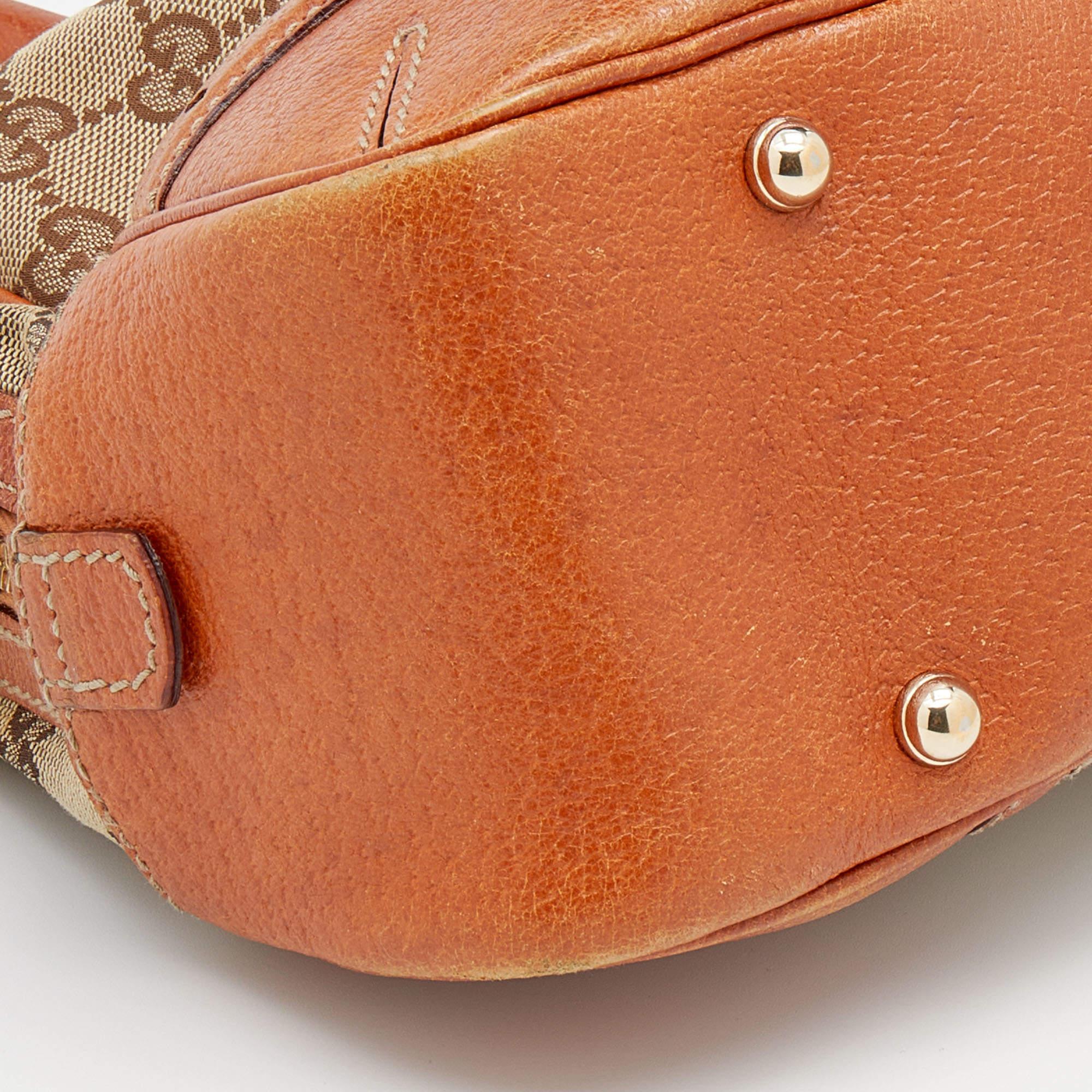 Gucci Boston Tasche aus Segeltuch und Leder mit brauner/beigefarbener GG-Schnalle im Angebot 7
