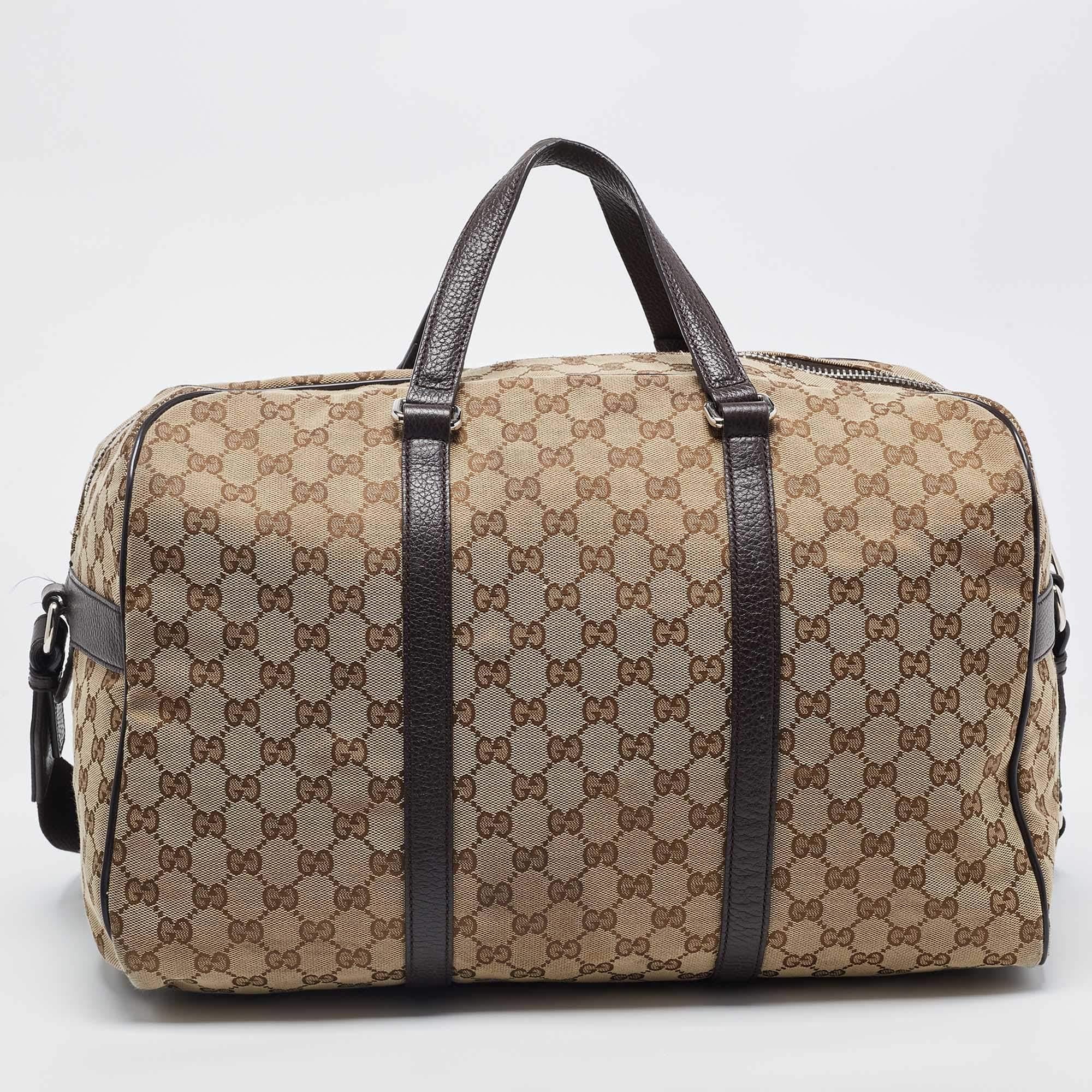 Gucci Brown/Beige GG Canvas and Leather Duffel Weekender Bag In Good Condition In Dubai, Al Qouz 2
