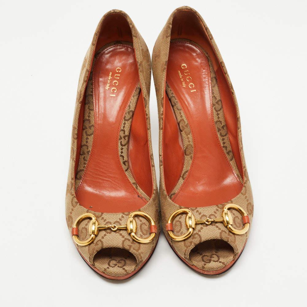 Gucci Brown/Beige GG Canvas New Hollywood Peep Toe Pumps Size 37.5 In Good Condition In Dubai, Al Qouz 2