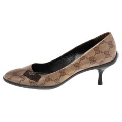 Gucci Brown/Beige GG Crystal Canvas Bow Round-Toe Pumps Size 35.5