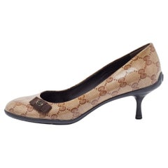 Gucci Brown/Beige GG Crystal Canvas Bow Round Toe Pumps Size 36.5