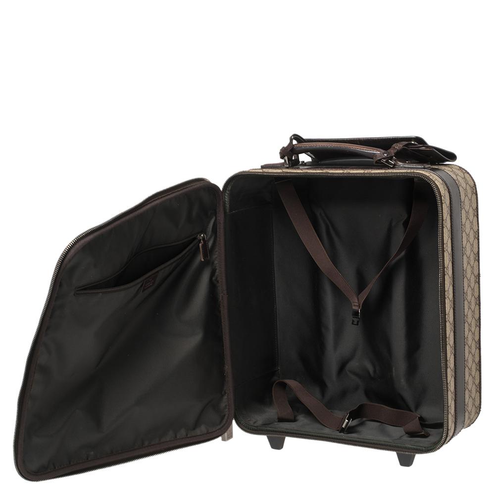 Gucci Brown/Beige GG Supreme and Leather Trim Suitcase In Fair Condition In Dubai, Al Qouz 2