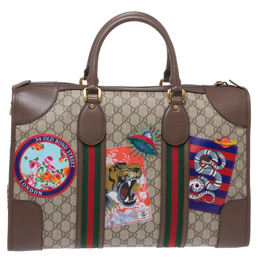 Gucci is known for its perfection in designing and this bag is no different. Keeping in mind all the fashion trends, the brand designed this duffel bag which is sure to be a showstopper. It is crafted from GG Supreme canvas as well as leather and
