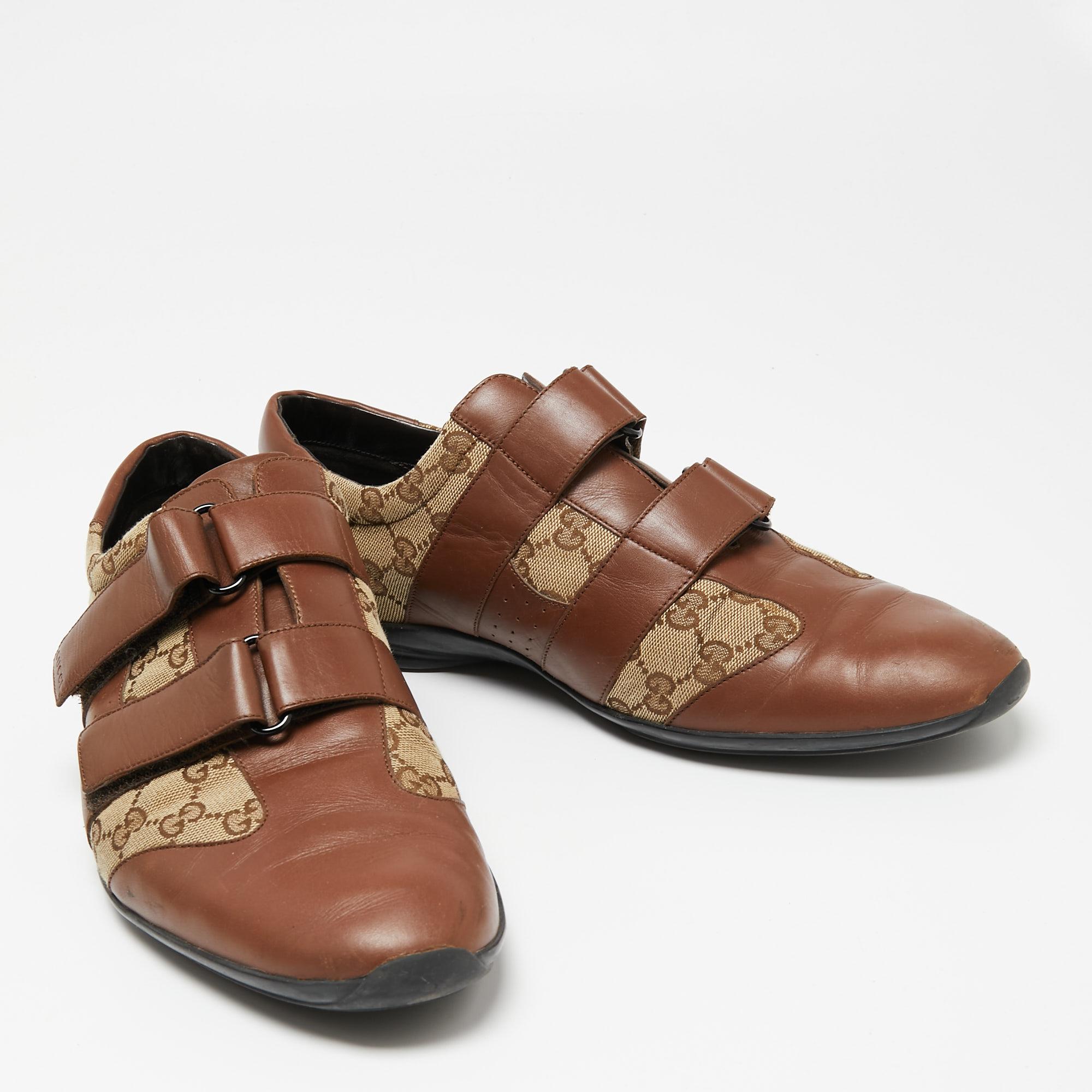 Brown gucci slippers shop