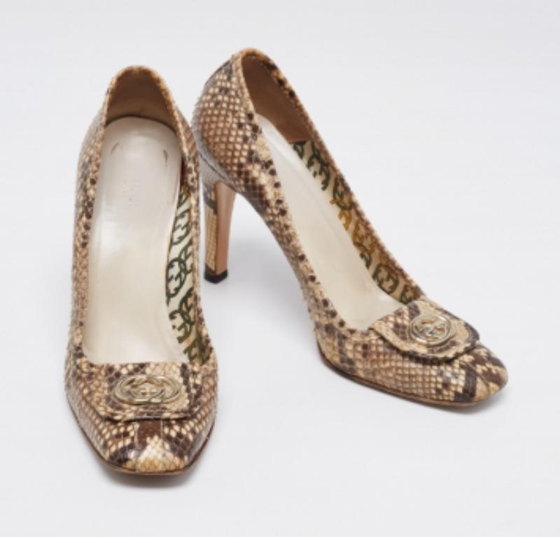 Women's Gucci Brown/Beige Python GG Square Toe Pumps Size 39 For Sale