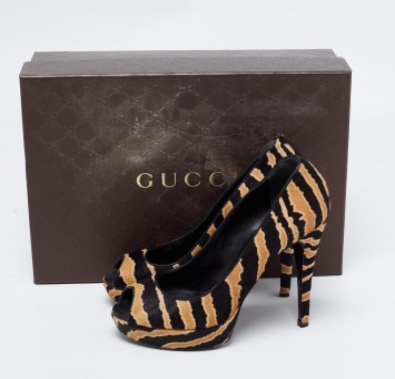 Gucci Brown/Black Calf Hair Betty Open Toe Platform Pump Size 36 For Sale 5