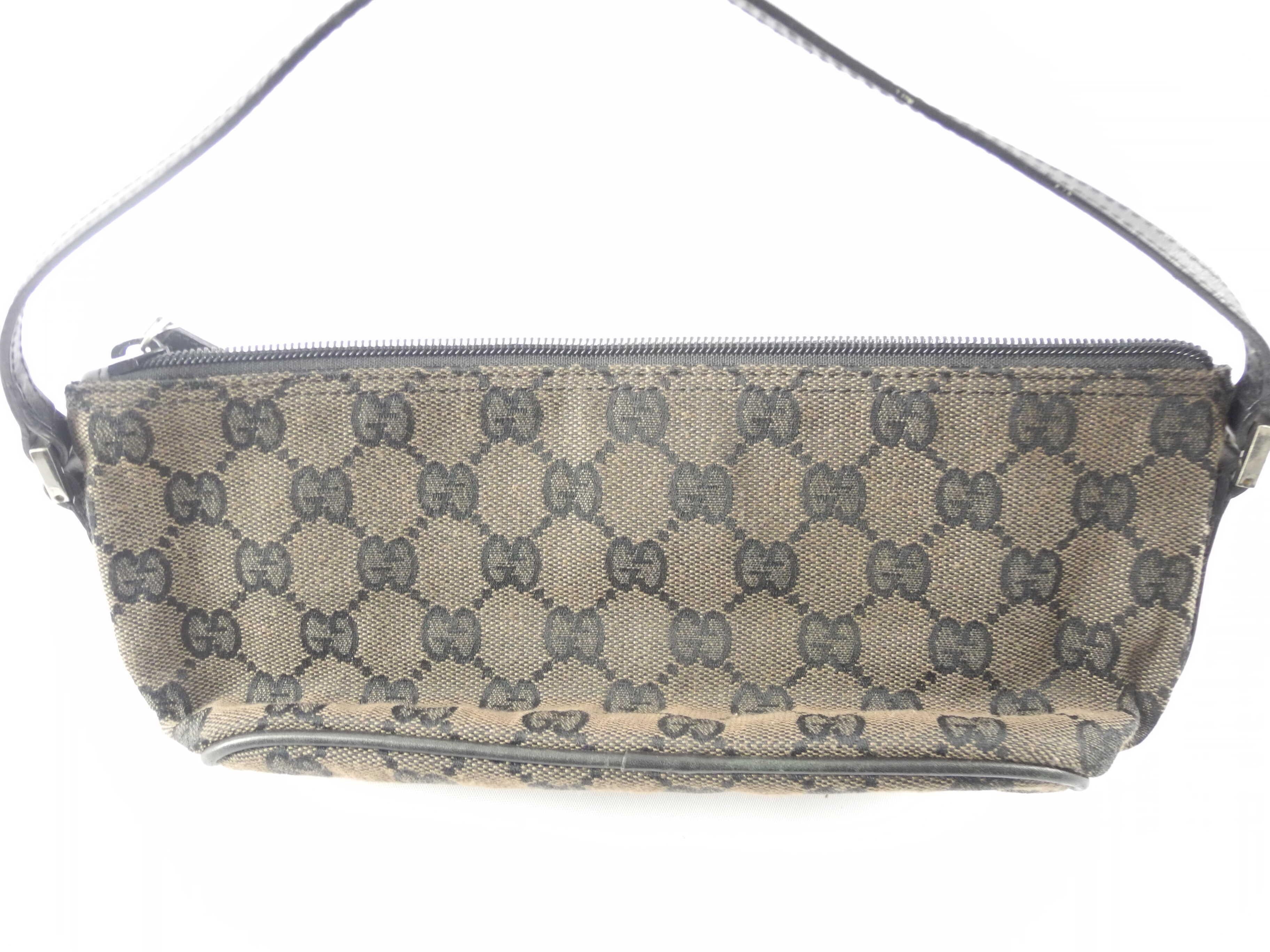 Gucci Baguette Bag - 2 For Sale on 1stDibs