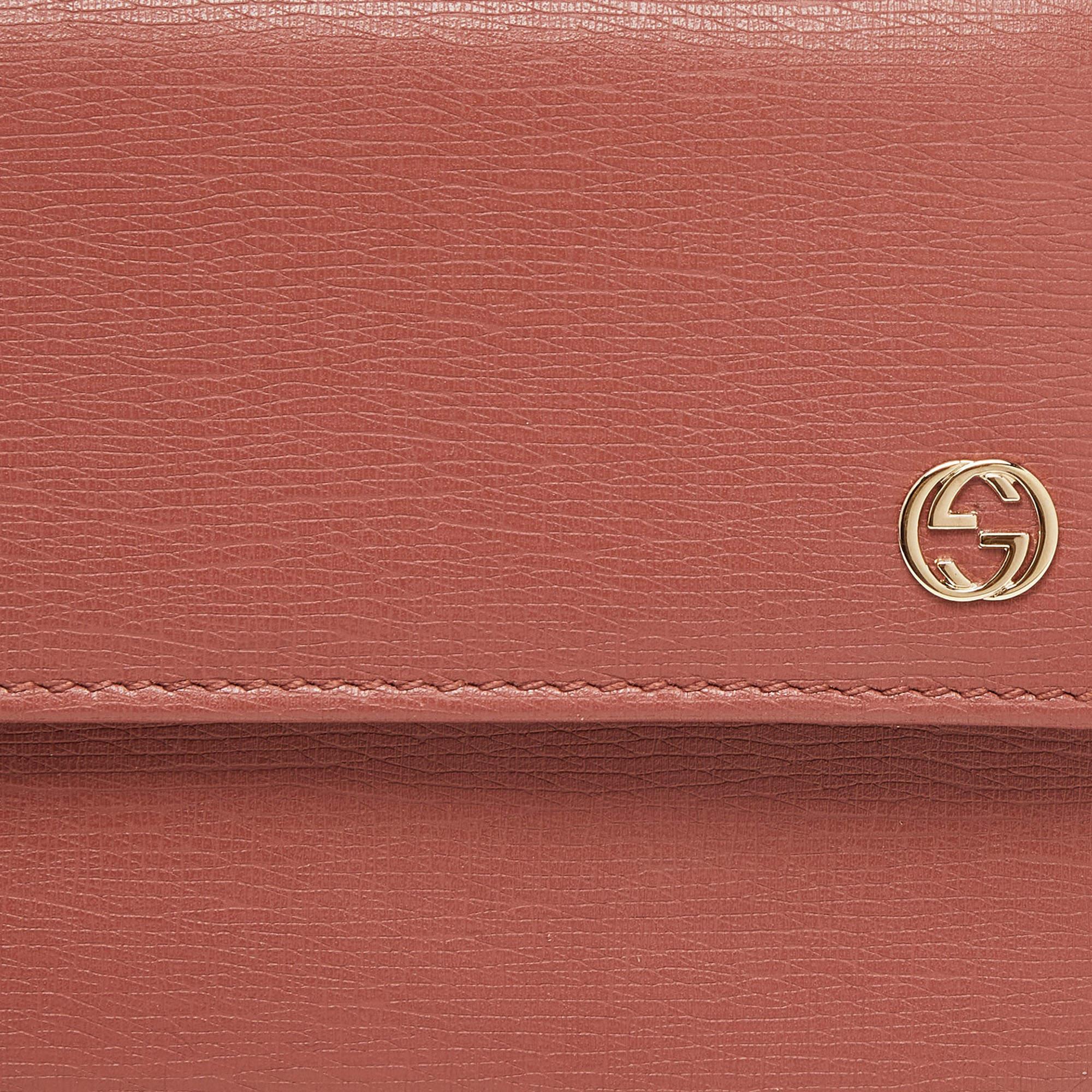Women's Gucci Brown Brick Leather Interlocking G Continental Wallet For Sale