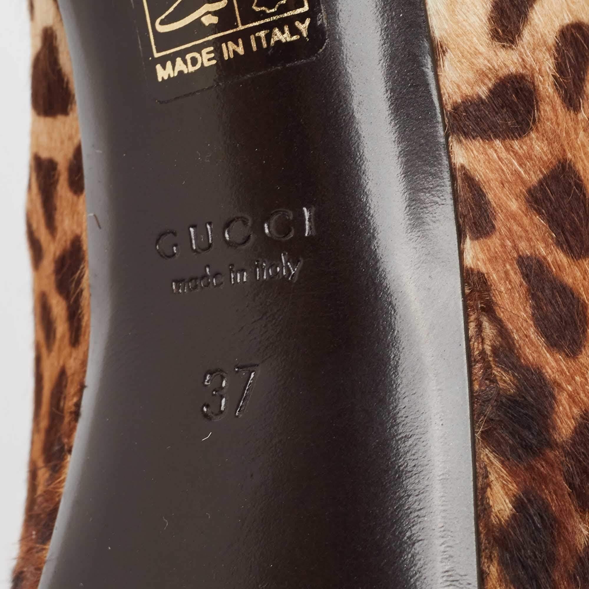 Gucci Brown Calf Hair Square Toe Platform Pumps Size 37 For Sale 3
