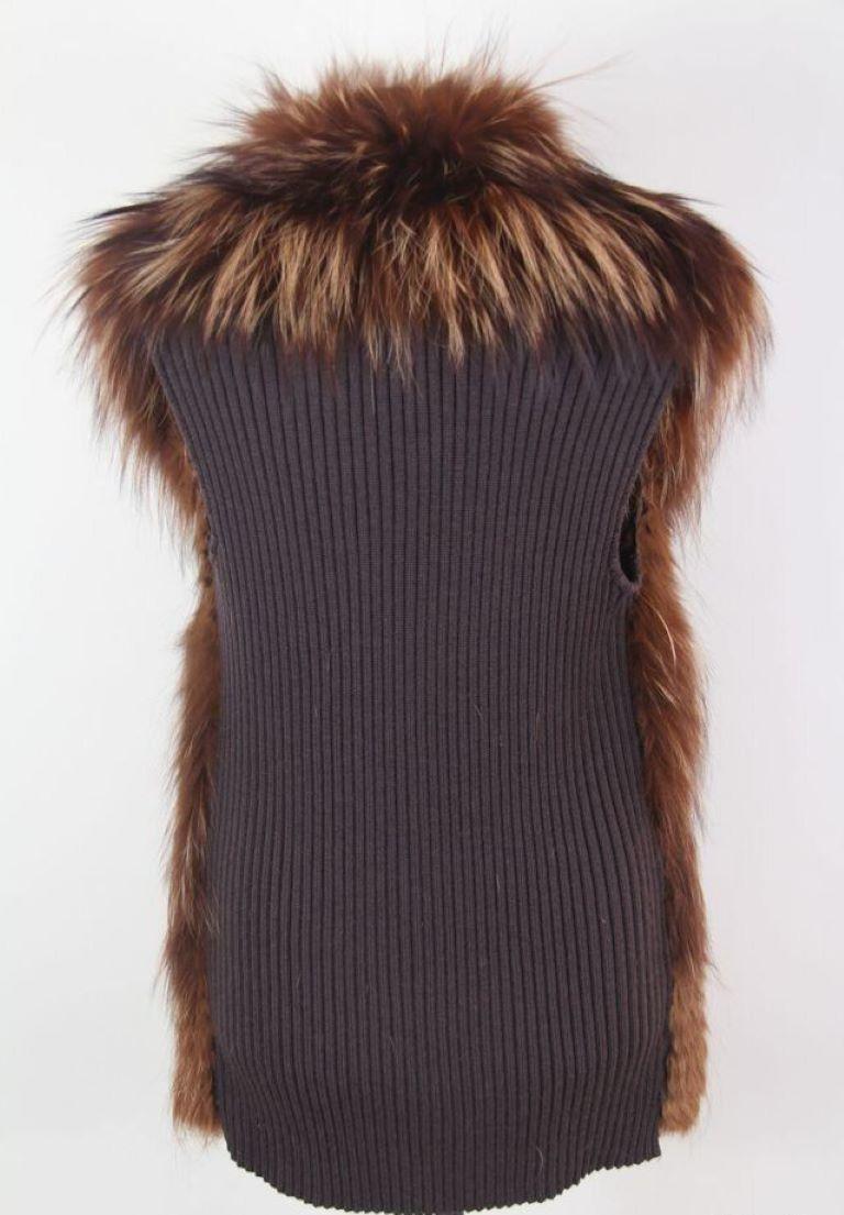 Gilet di pelliccia marrone Gucci in vendita 1