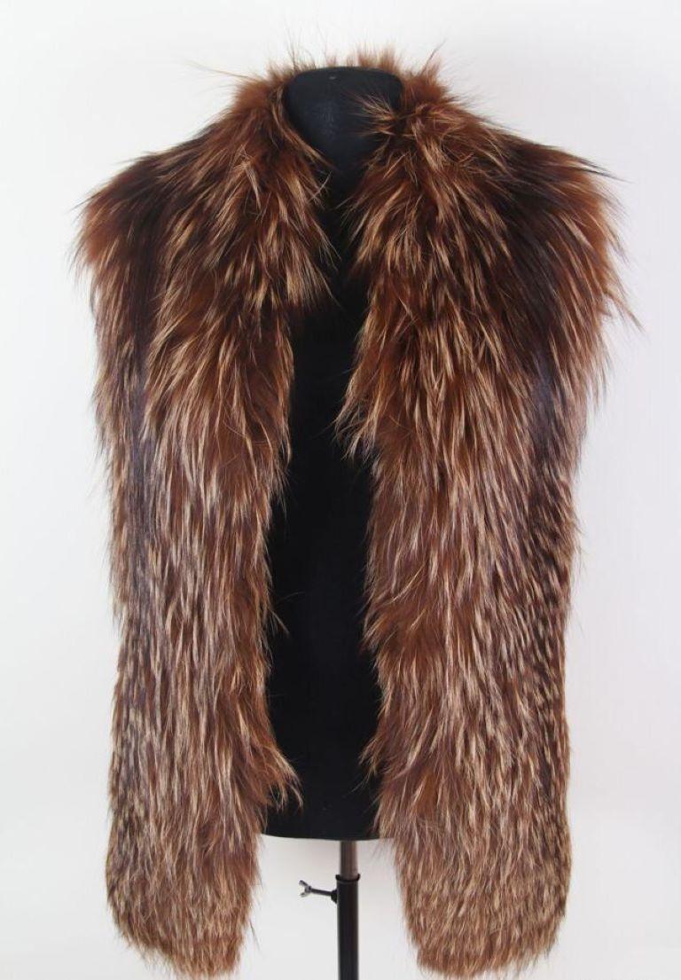 Gilet di pelliccia marrone Gucci in vendita 2