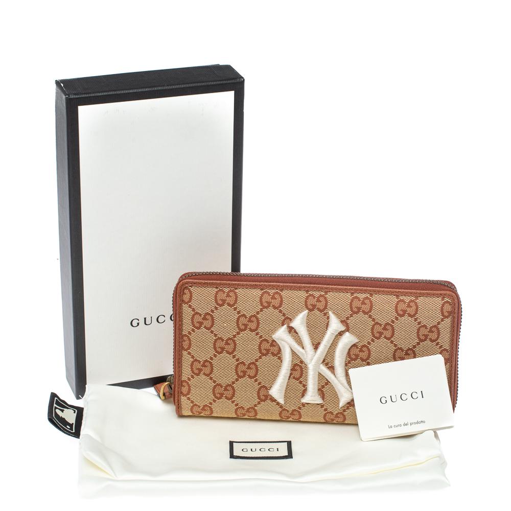 Gucci Brown GG Canvas and Leather NY Yankees Patch Zip Around Wallet 3