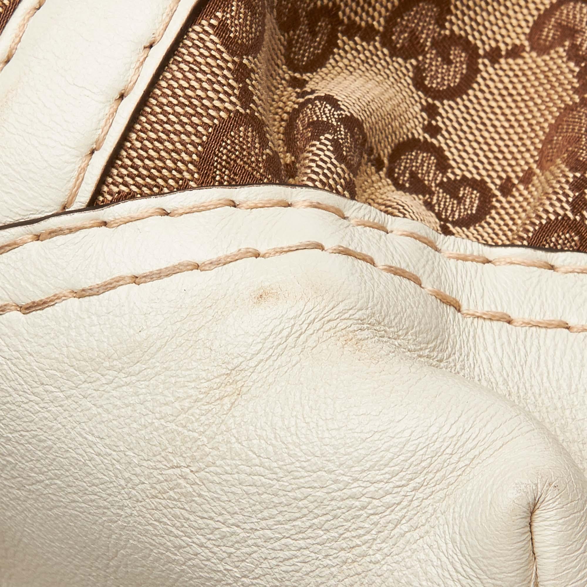 Gucci Brown GG Jacquard Duffel Bag 10