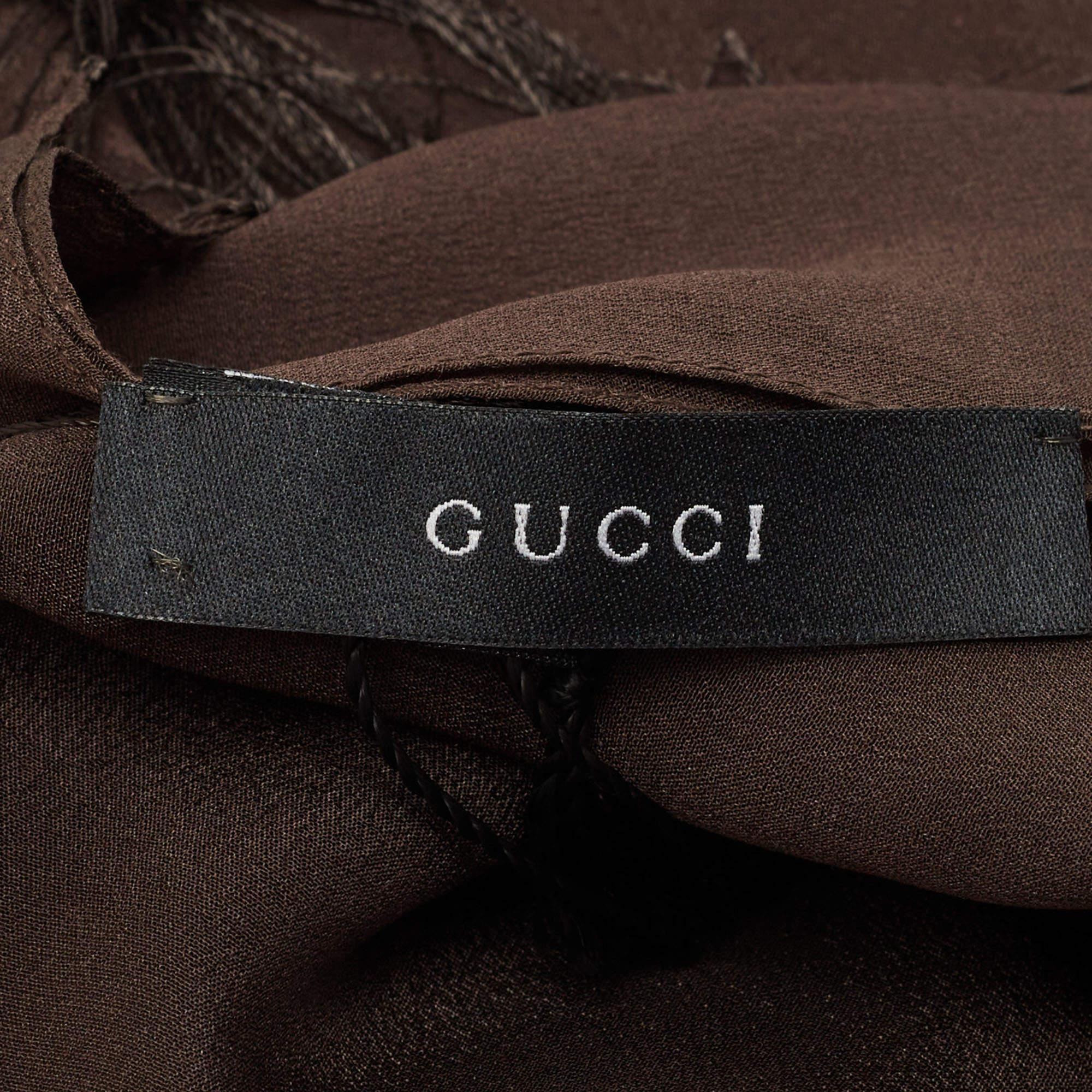 Gucci Brown GG Pattern Silk Fringed Stole In Excellent Condition For Sale In Dubai, Al Qouz 2
