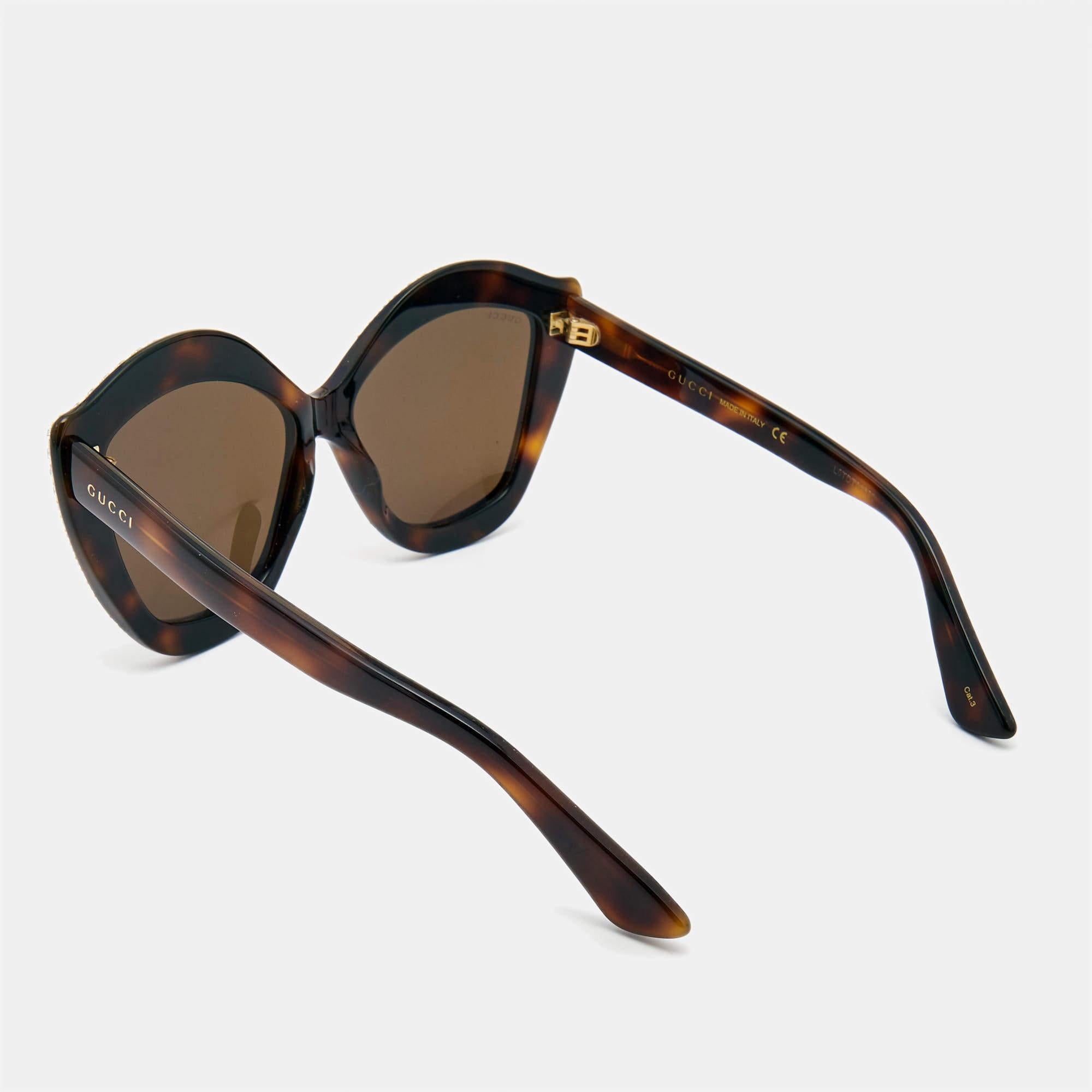 Gucci Brown Gradient GG 0118S Crystals Embellished Cat Eye Sunglasses In Good Condition For Sale In Dubai, Al Qouz 2