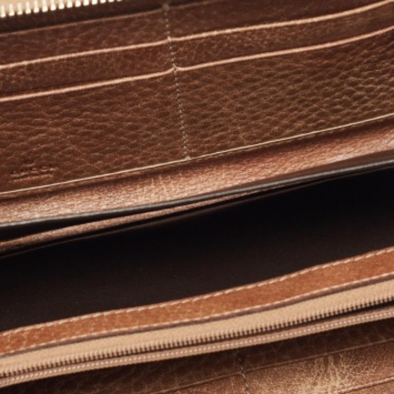 Gucci Braun Guccissima Leder Bambus Quaste Zip um Brieftasche im Zustand „Gut“ im Angebot in Dubai, Al Qouz 2