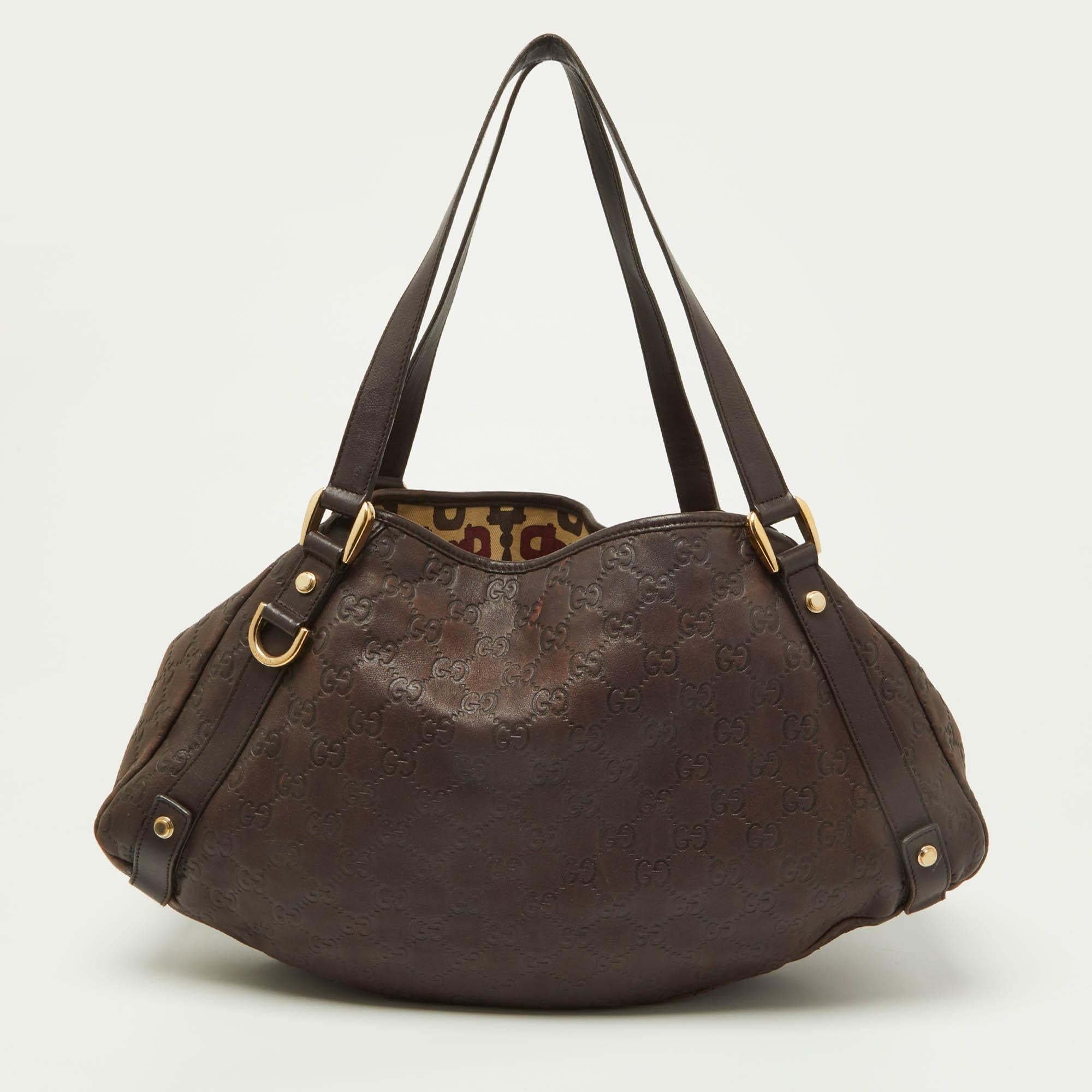 Gucci Brown Guccissima Leather Medium Abbey Hobo In Good Condition In Dubai, Al Qouz 2