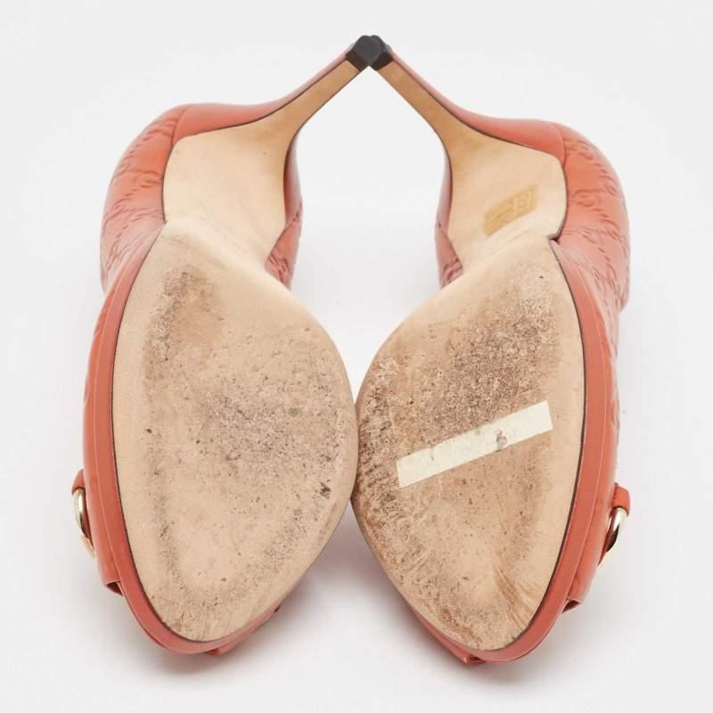 Gucci Marrón Guccissima Cuero Punta Abierta Bombas Tamaño 37.5 en venta 2