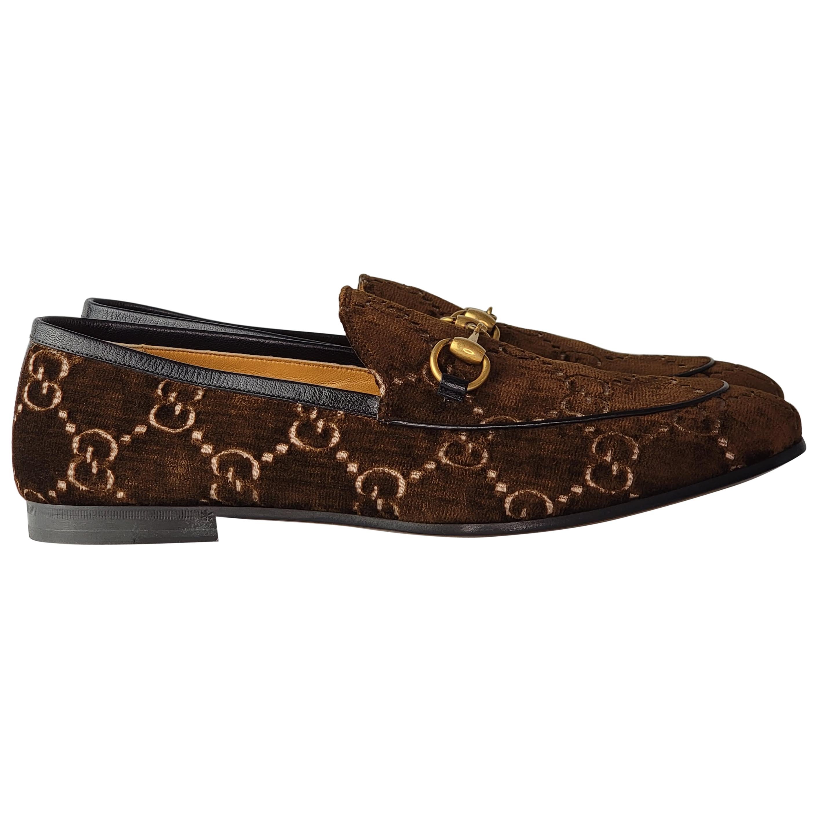 Gucci Brown Jordaan GG Velvet at 1stDibs | gucci brown loafers, velvet loafers, gucci jordaan velvet loafer