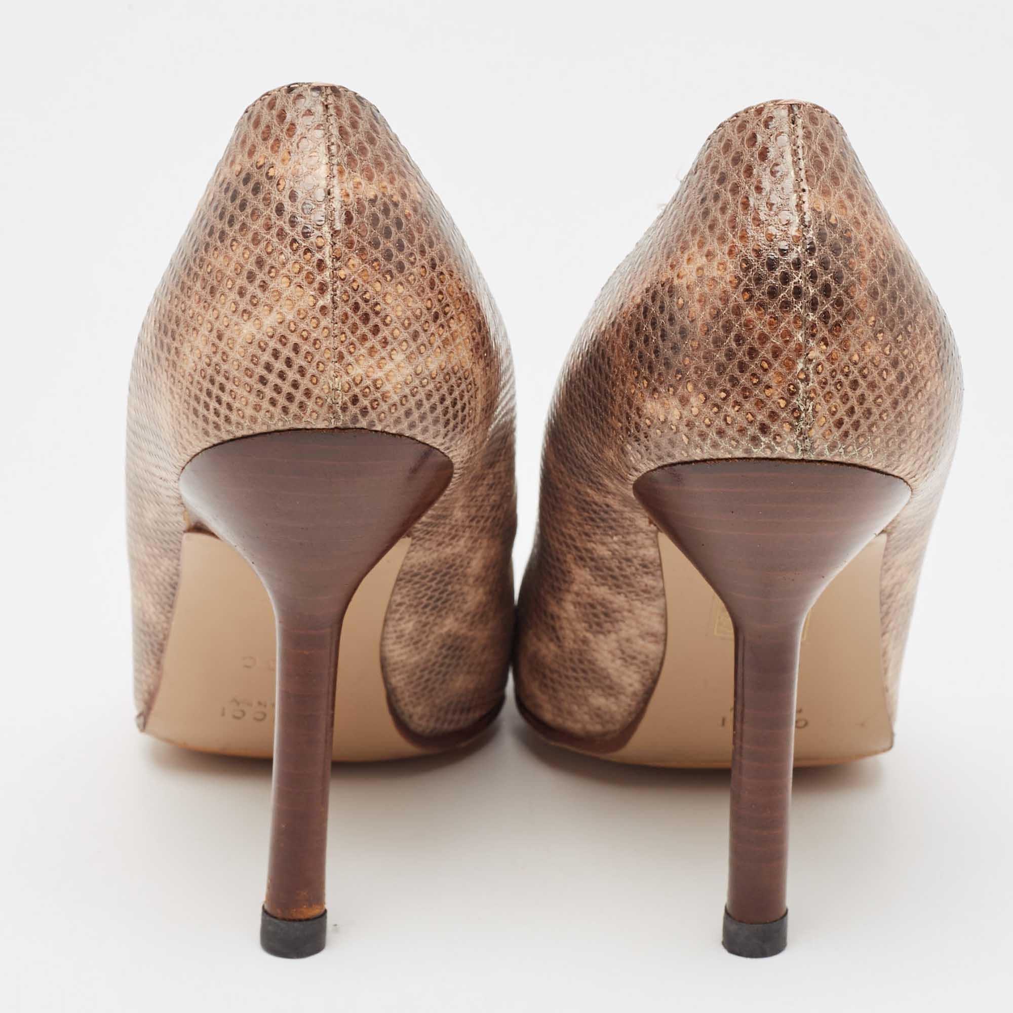 Gucci Brown Karung Leather Square Toe Pumps Size 38 For Sale 1
