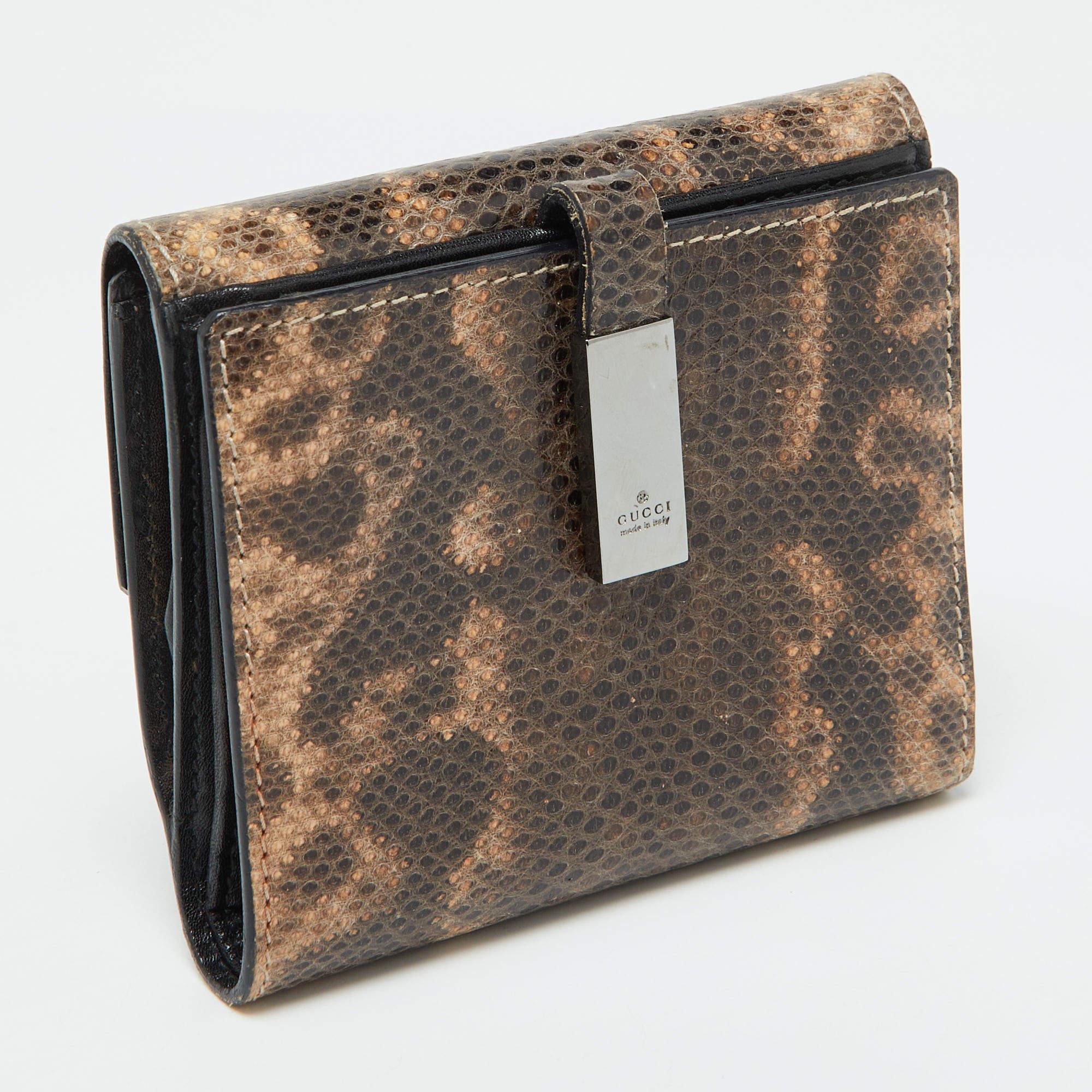 Gucci Brown Karung Leather Trifold Wallet For Sale 3