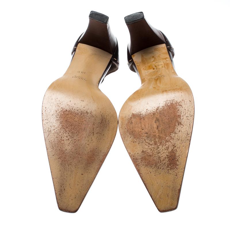 Gucci Brown Leather Ankle Strap Sandals Size 38 In Good Condition In Dubai, Al Qouz 2