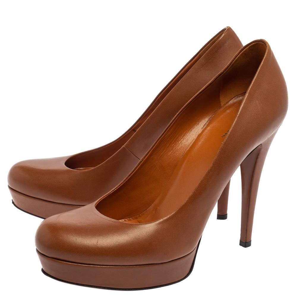 Women's Gucci Brown Leather Betty Platform Pumps Size 37.5