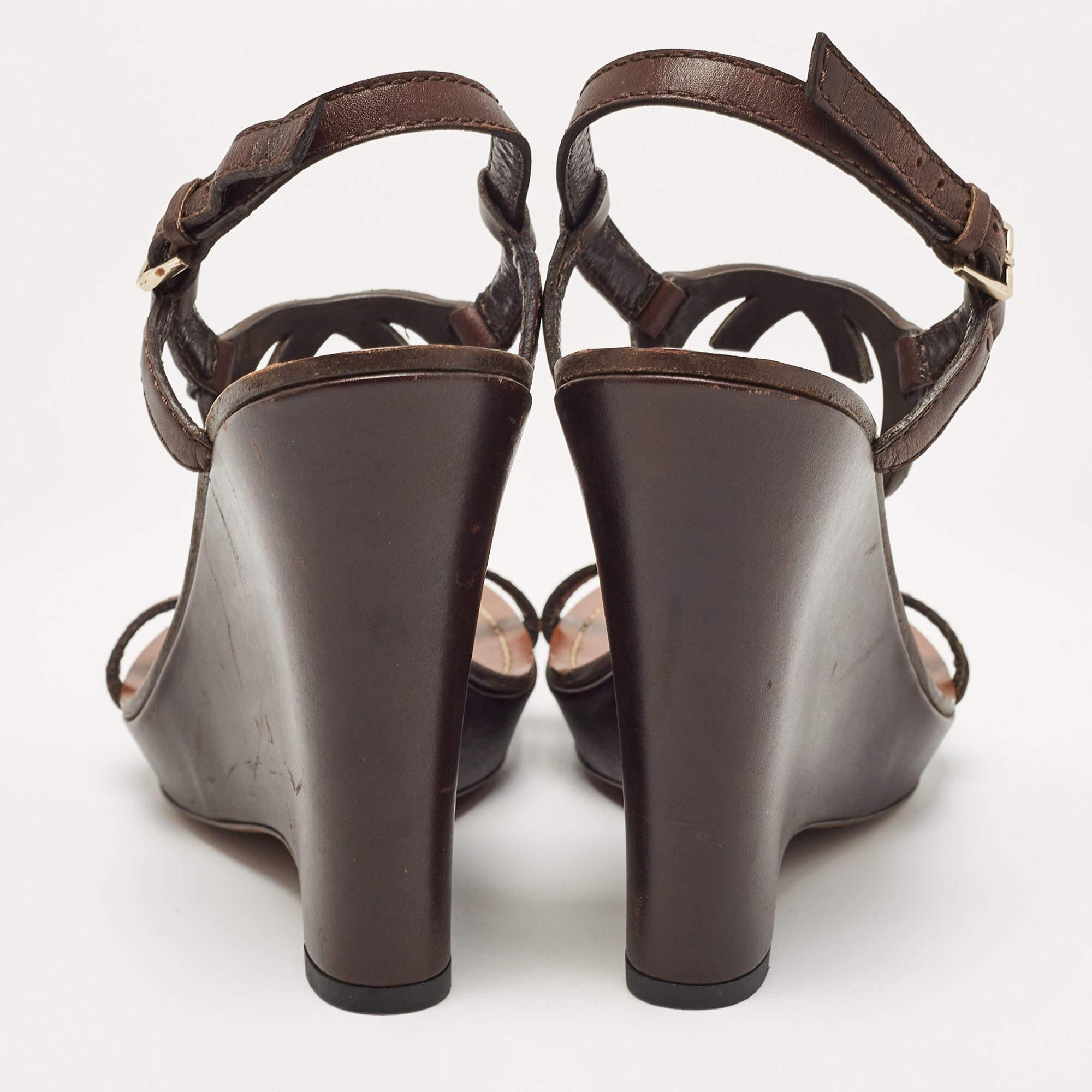 Women's Gucci Brown Leather Brown GG Wedge Ankle Strap Sandals Size 39