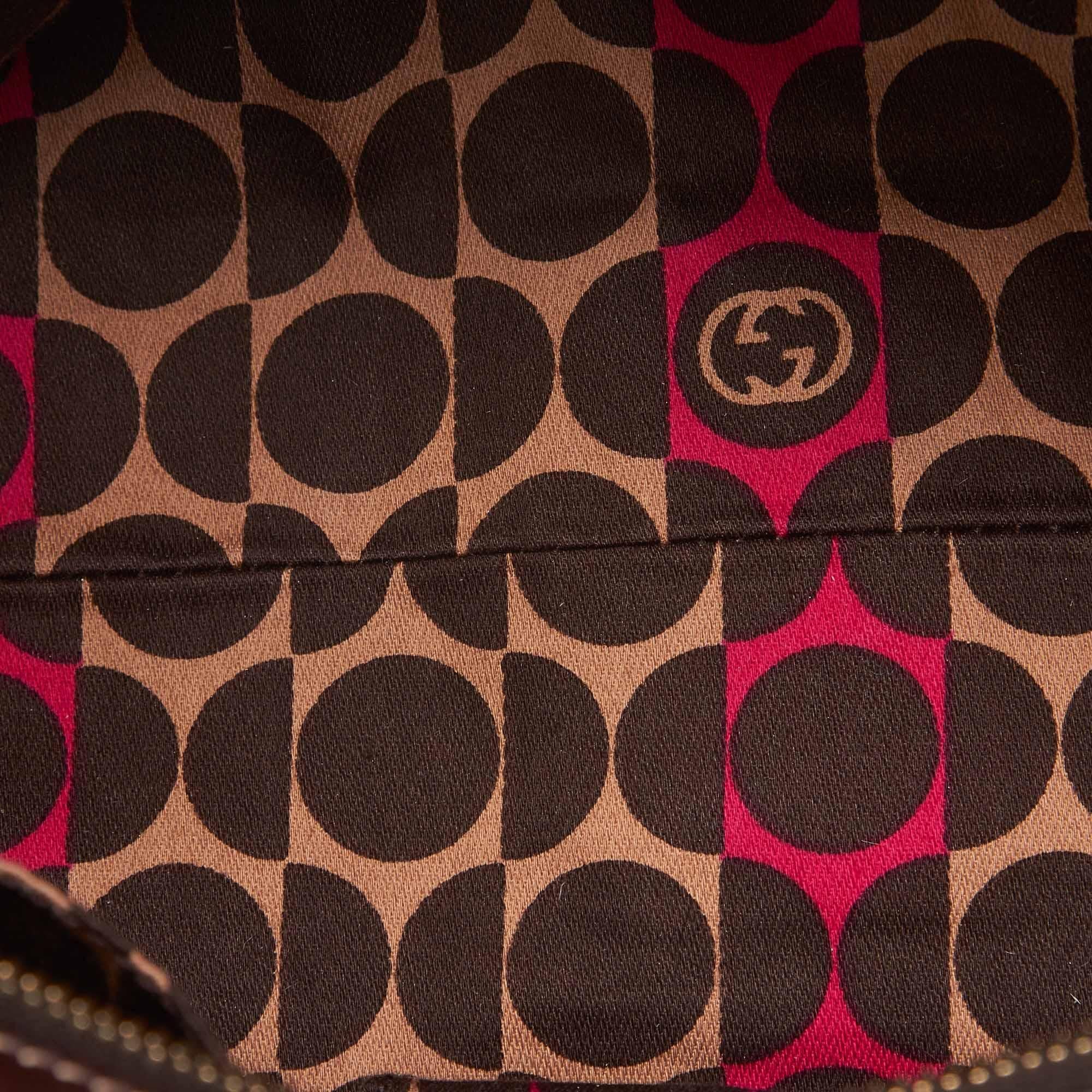 Gucci Brown Leather Duchessa Boston Bag In Good Condition For Sale In Orlando, FL