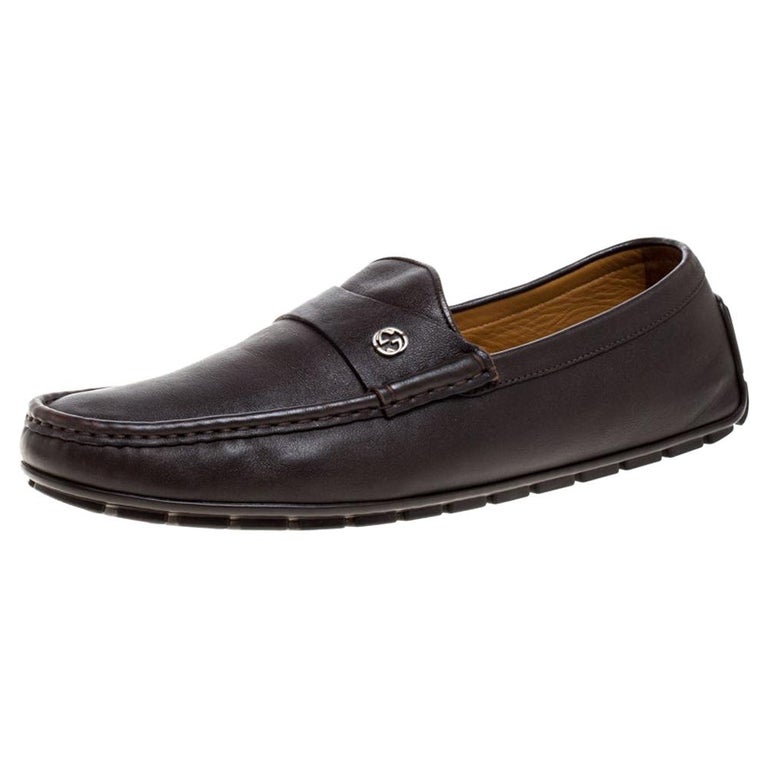 Gucci Brown Leather GG Interlocking Loafers Size 44 For Sale at 1stDibs