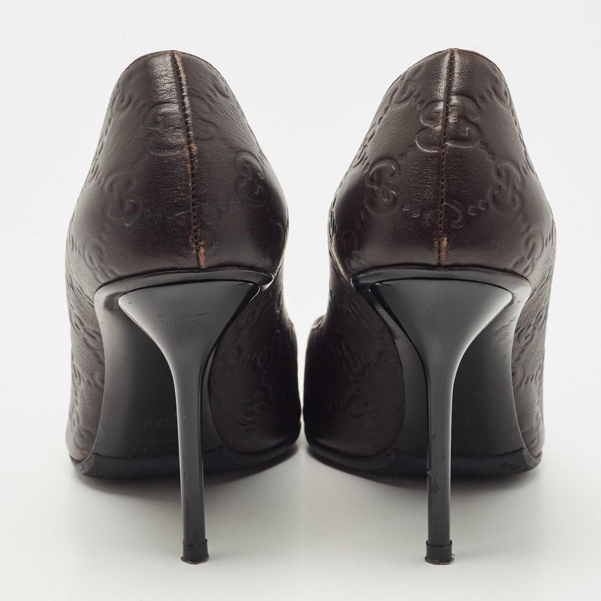 Women's Gucci Brown Leather Guccissima Peep Toe Pumps Size 37.5 For Sale