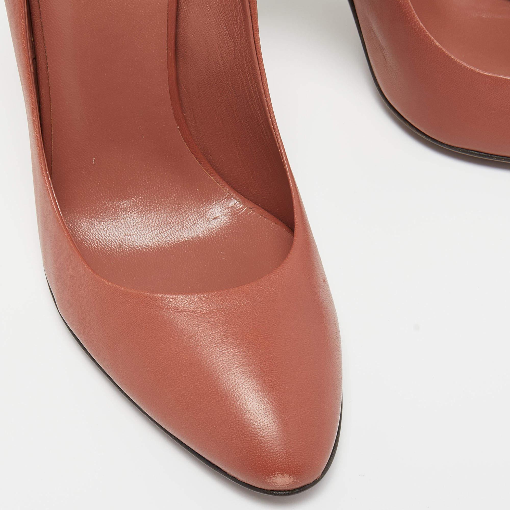 Gucci Brown Leather Horsebit GG Round Toe Pumps Size 38 For Sale 3