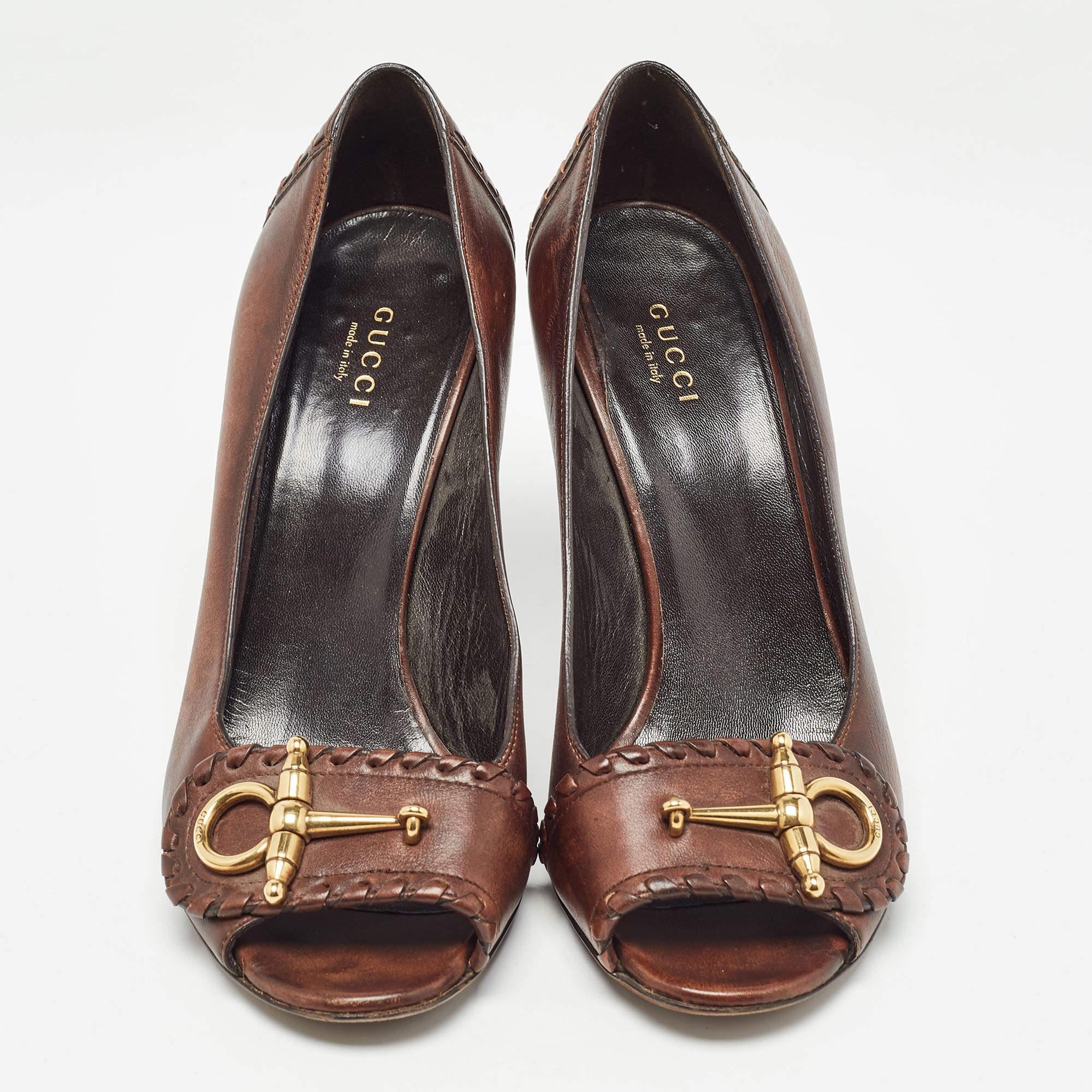 Marron Gucci Escarpins à bout ouvert en cuir Brown Taille 37.5 en vente