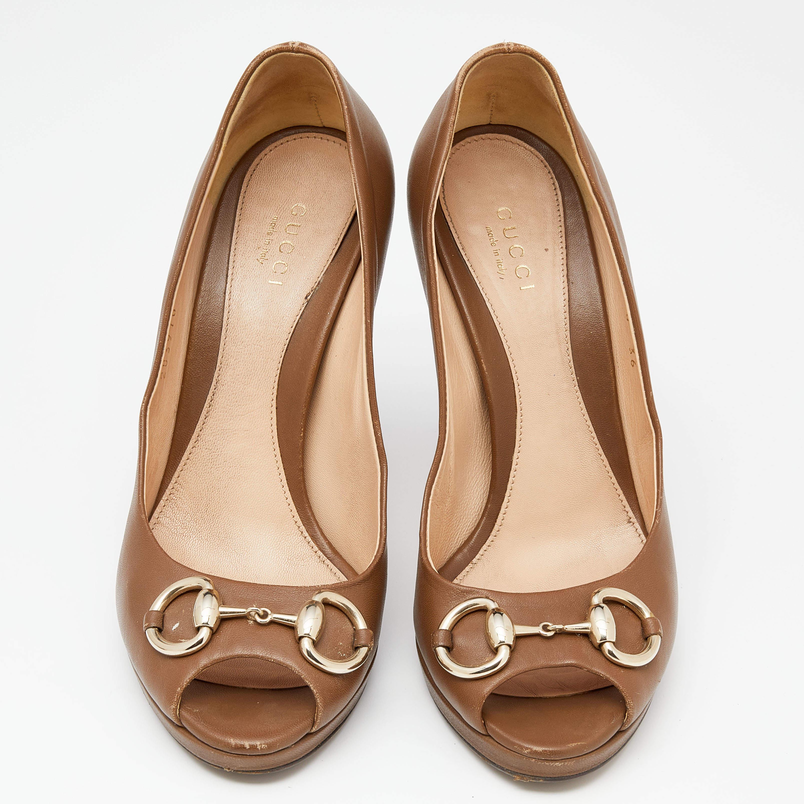 Marrone Gucci Pumps Peep Toe in pelle marrone taglia 36