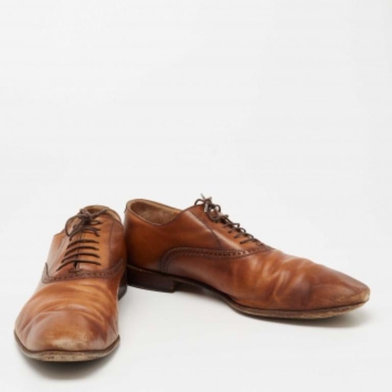 Oxfords con cordones de piel marrón Gucci talla 45 Marrón en venta