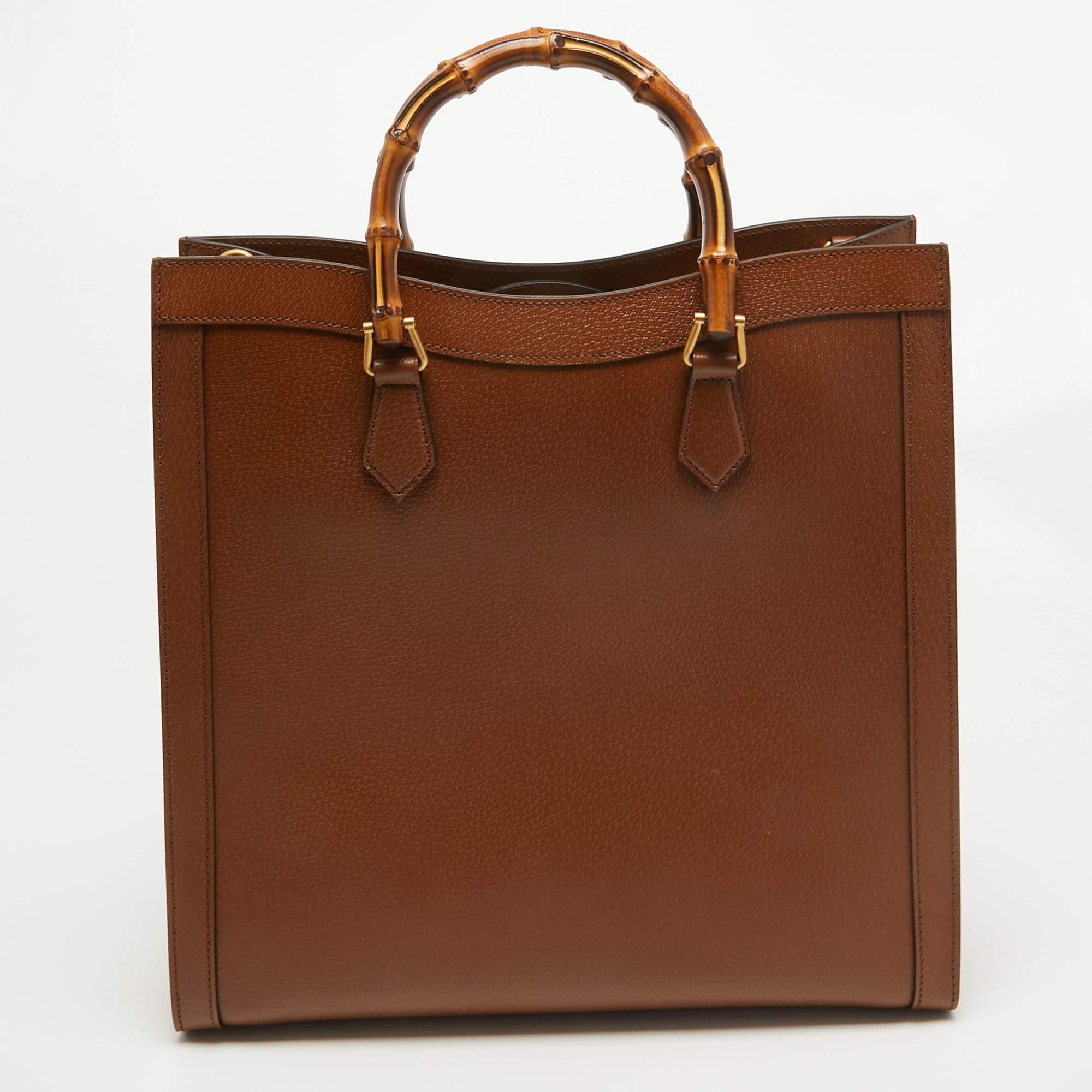 Women's Gucci Brown Leather Large Bamboo Diana Tote For Sale