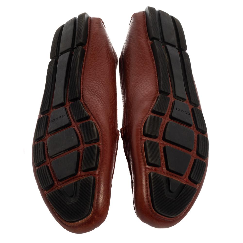 Gucci Brown Leather Loafers Size 36.5 In Good Condition For Sale In Dubai, Al Qouz 2