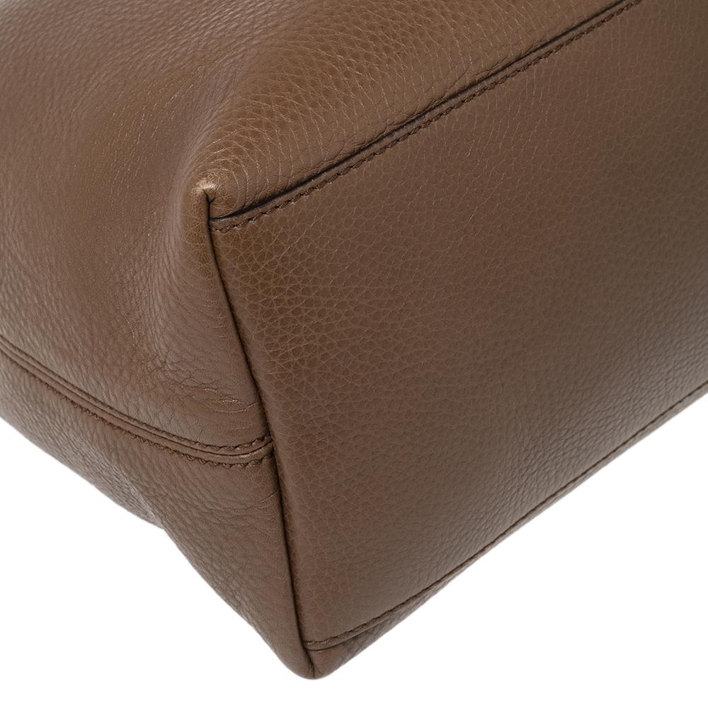 Gucci Borsa a tracolla media Soho in pelle marrone 1