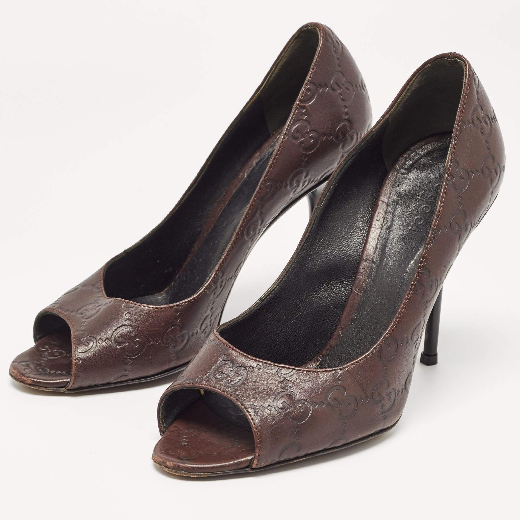 Gucci Brown Leather Peep Toe Pumps Size 37 For Sale 4