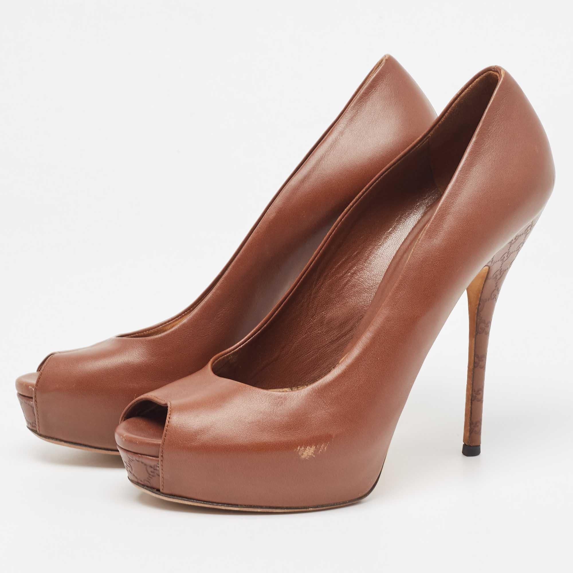 Women's Gucci Brown Leather Platform Peep Toe Pumps Size 38.5 For Sale