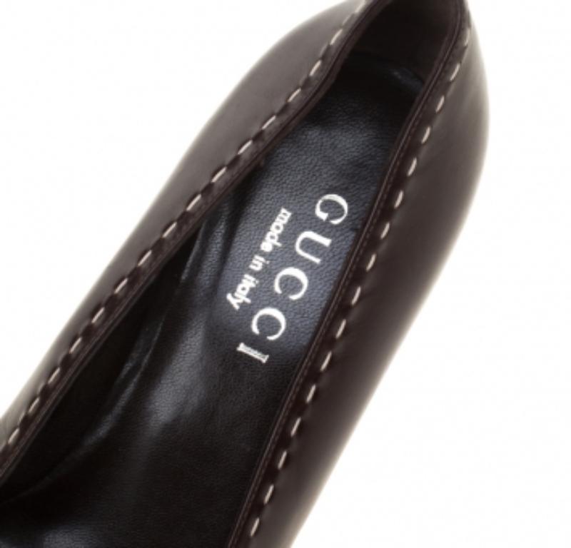 Gucci Escarpins à bout pointu en cuir Brown Taille 34 Pour femmes en vente