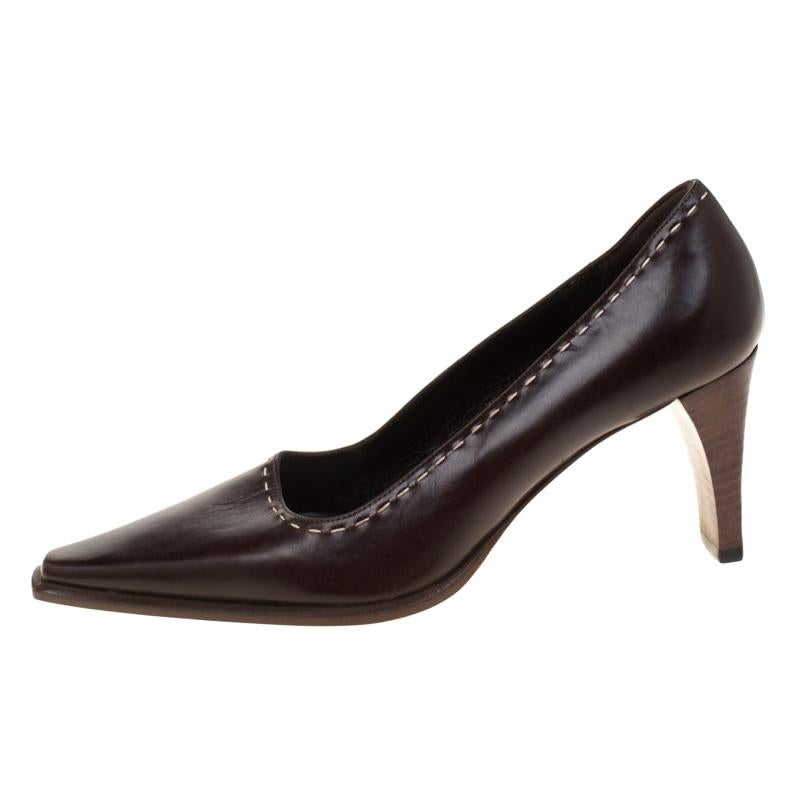 Gucci Brown Leather Pointed Toe Pumps Size 34 For Sale