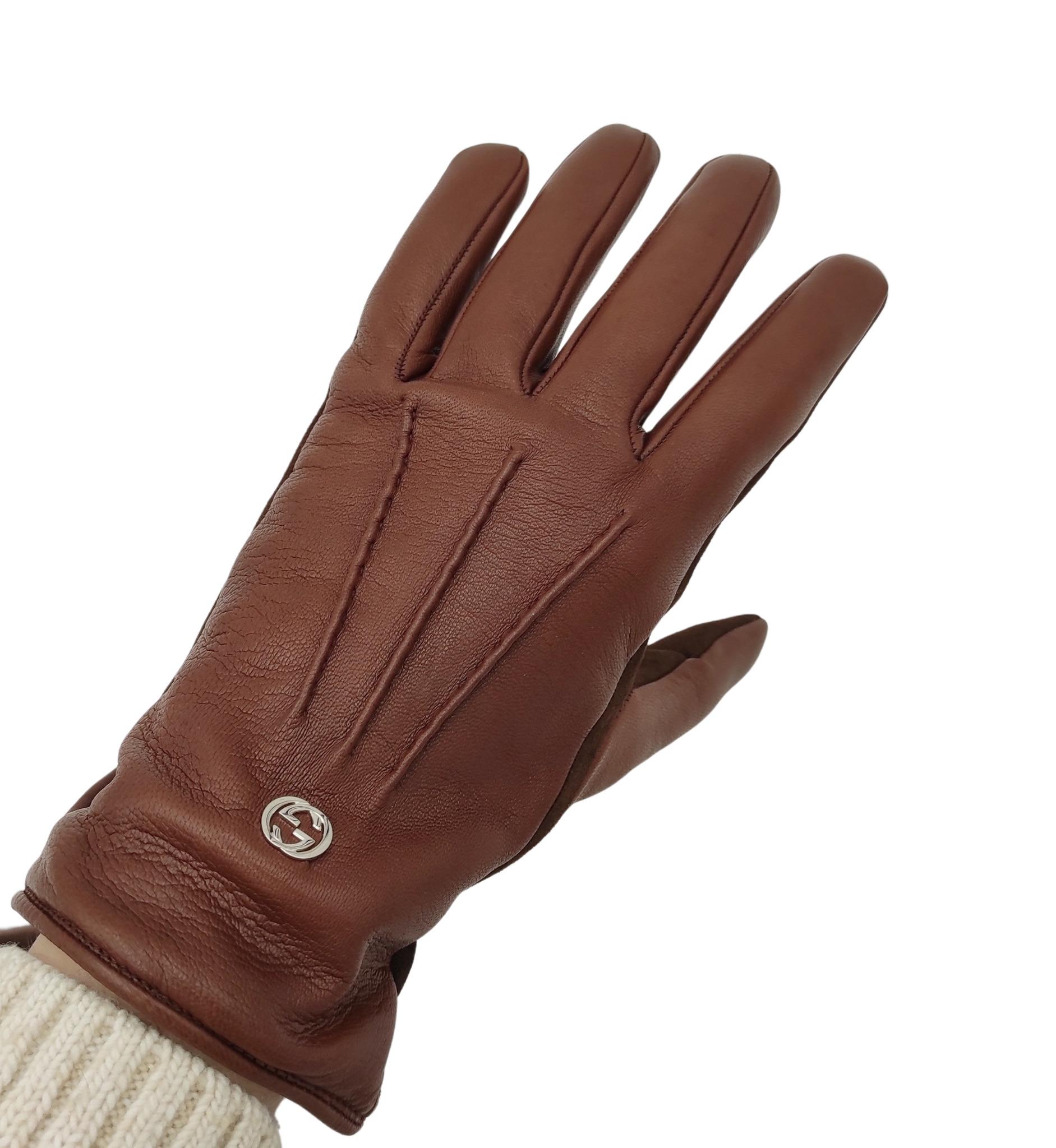 Gucci brown leather silver metal logo gloves In Excellent Condition For Sale In Milano, IT