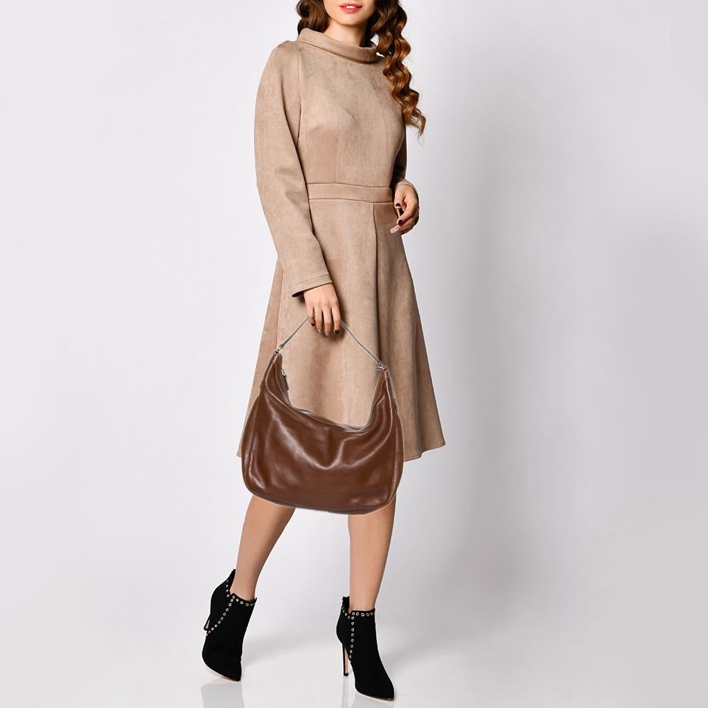 Kleiner, charmanter Hobo aus braunem Leder von Gucci (Braun)