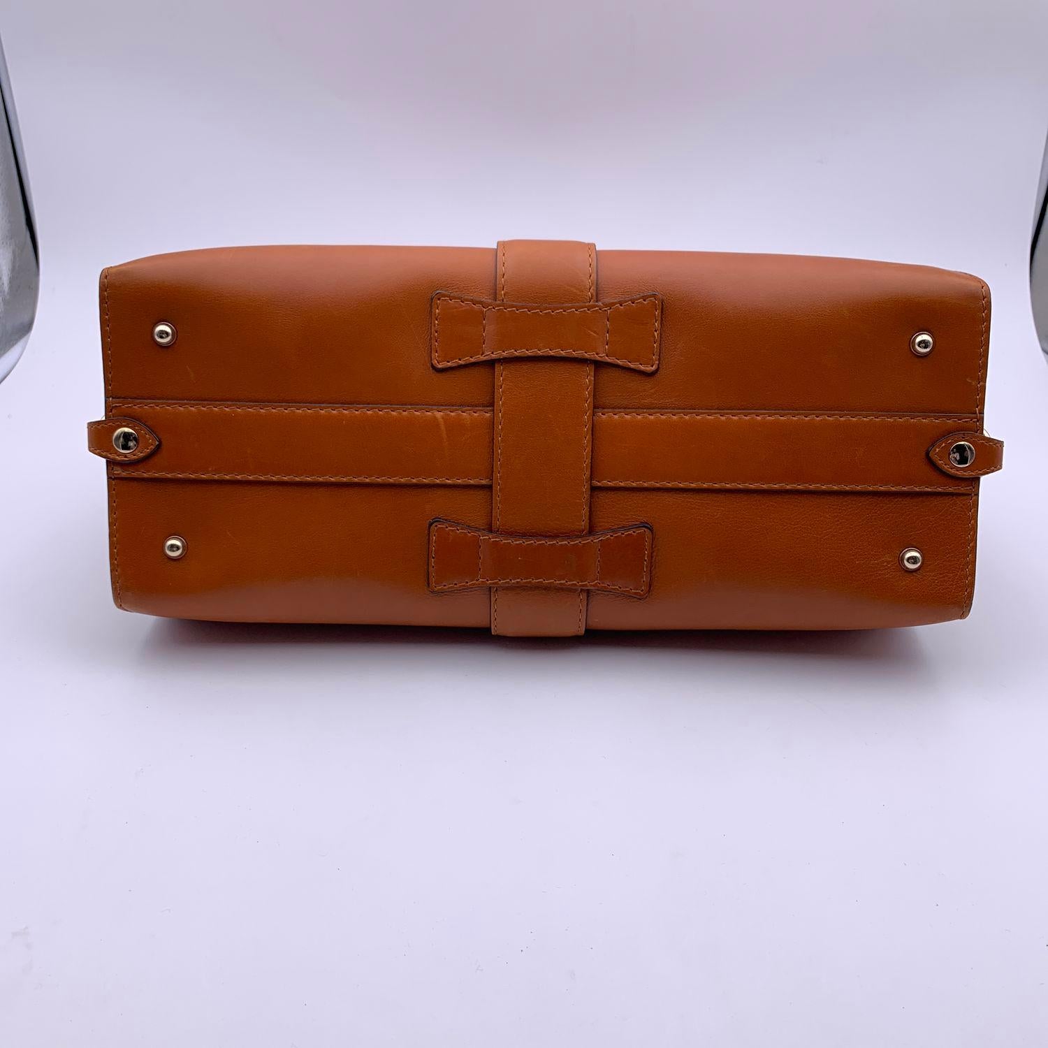 Gucci Brown Leather Stirrup Hobo Bag Handbag Satchel In Good Condition In Rome, Rome