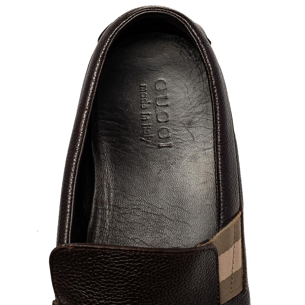 Gucci Brown Leather Web Detail Slip on Loafers Size 43 In Good Condition In Dubai, Al Qouz 2