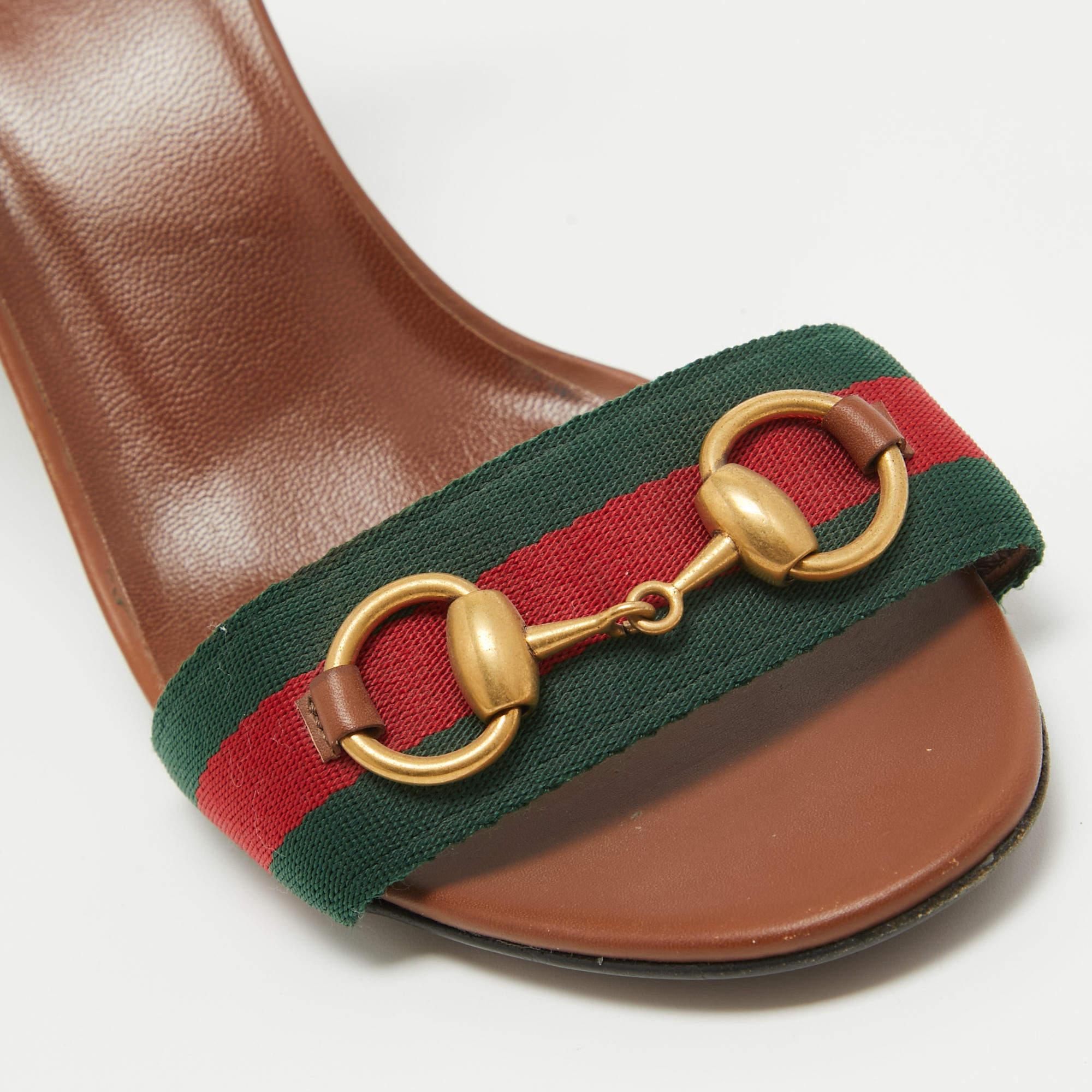Gucci Brown Leather Web Horsebit Ankle Strap Sandals Size 38.5 In Good Condition In Dubai, Al Qouz 2