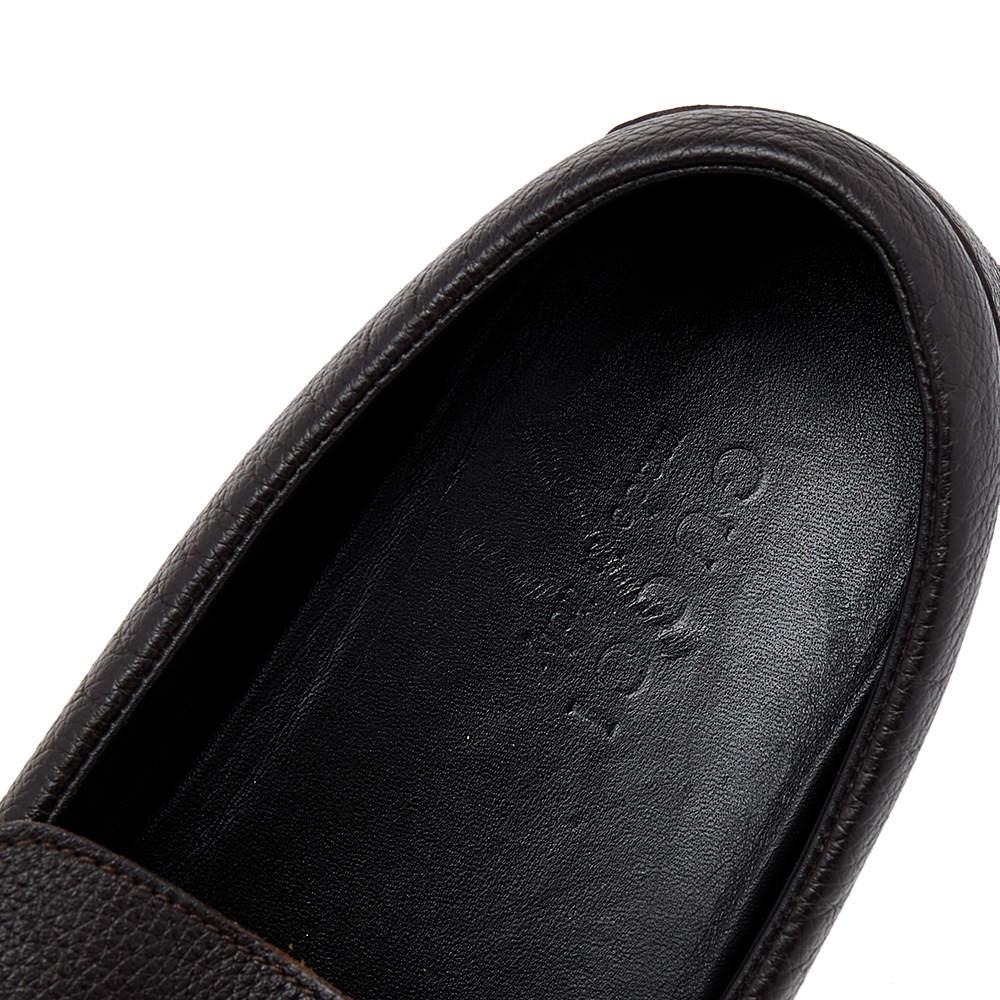 Gucci Brown Leder Web Slip On Loafers Größe 41.5 im Angebot 1